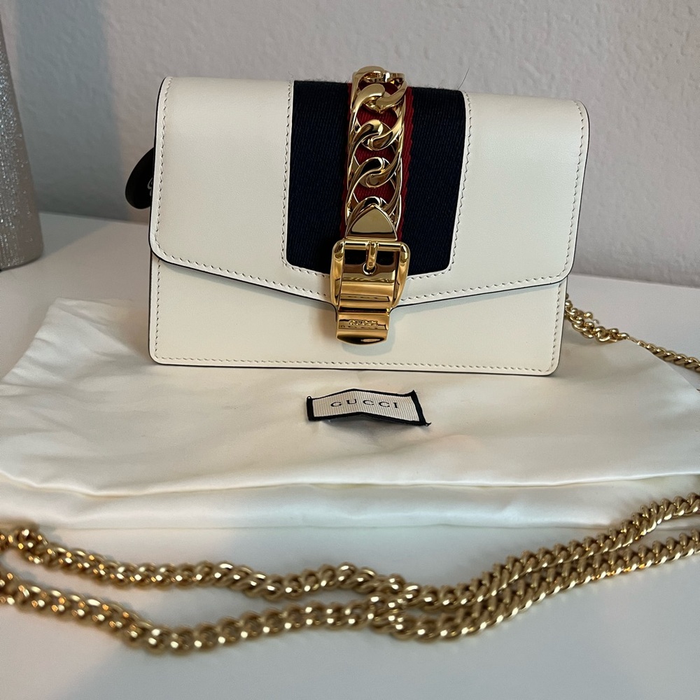 ❌❌ SOLD  ❌❌. GUCCI Mini Sylvie bag.